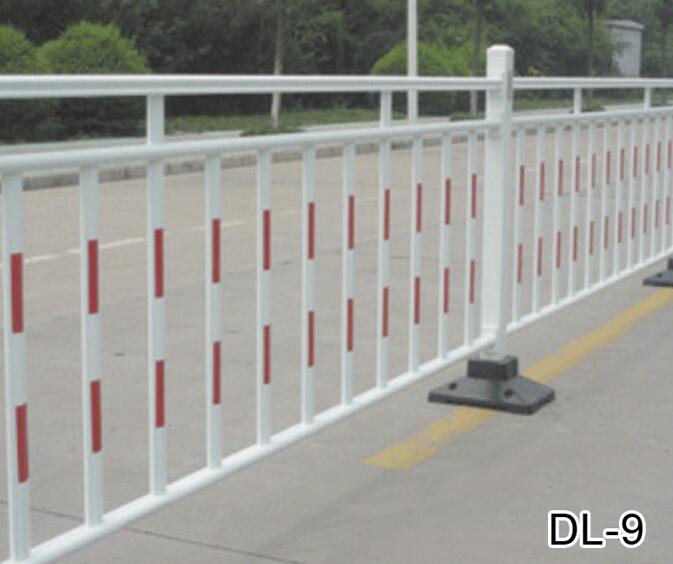 威海道路护栏有哪些防腐蚀的措施
