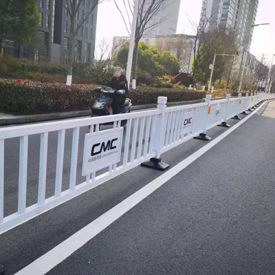 滁州道路护栏具有警示功效